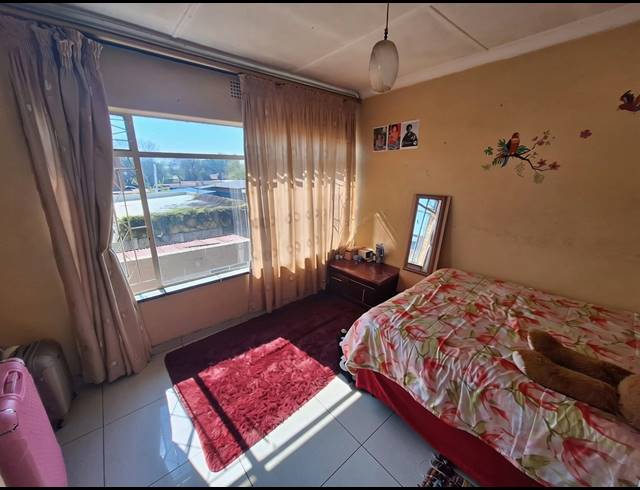 2 BEDROOM FLAT FOR SALE IN PEACEHAVEN